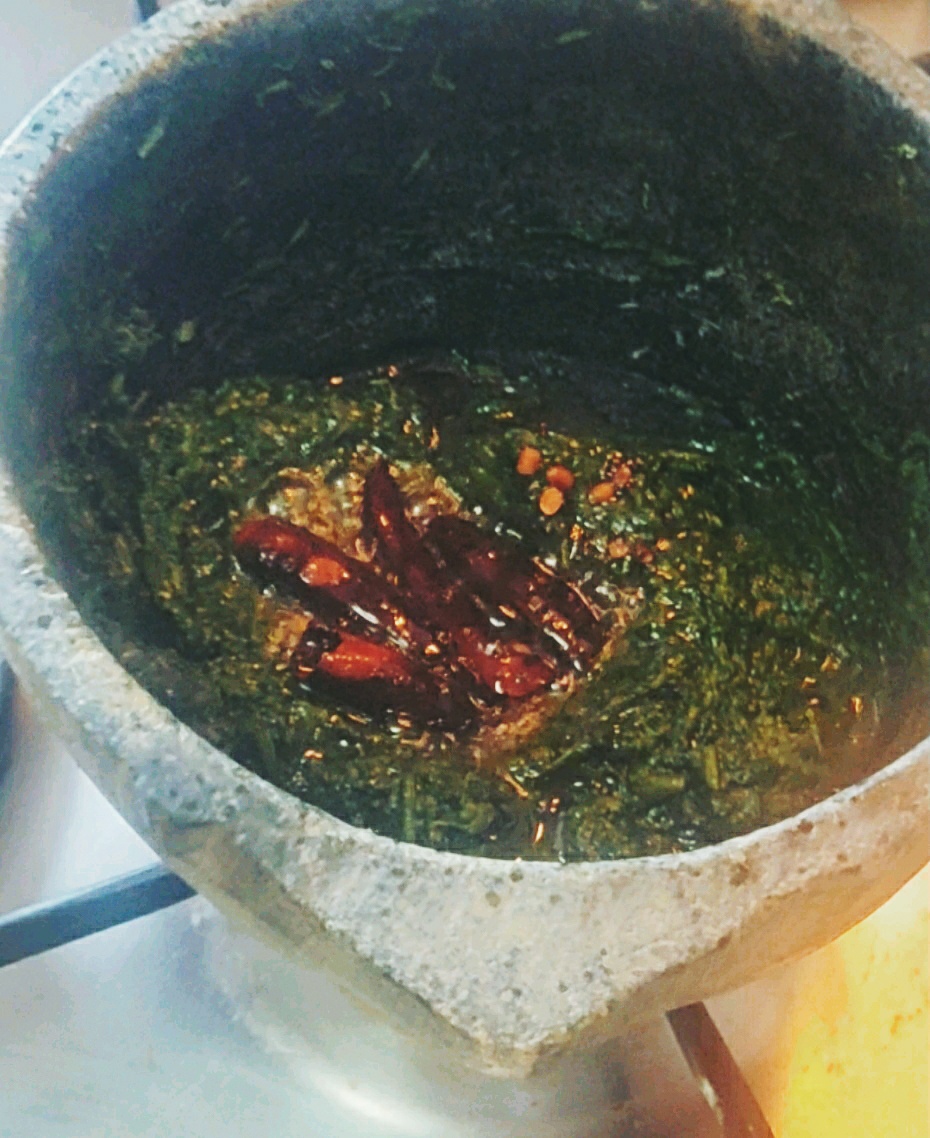 Spinach Masiyal in Soapstone vessel