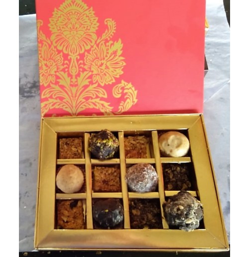 Order Now Orange Gift Box - Luckys Bakery